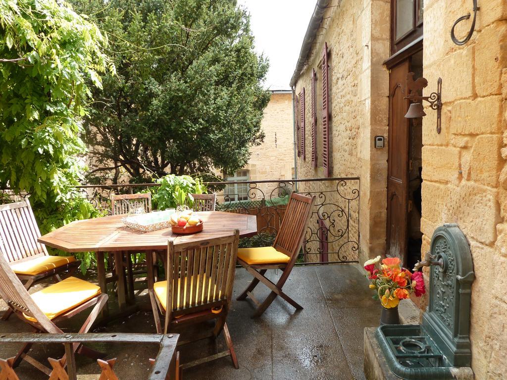 L Elegant Medieval Sarlat-la-Caneda Luaran gambar